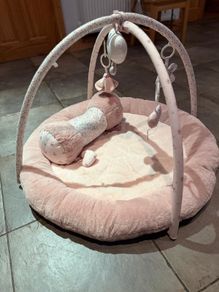 Play Mat & Tummy time pillow