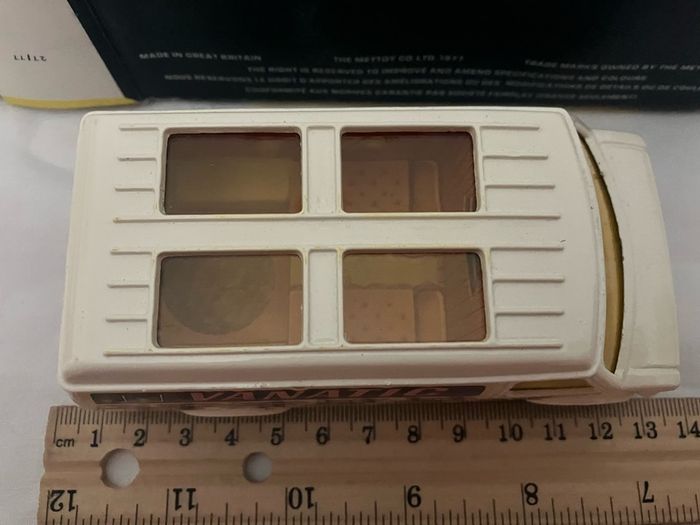 Corgi 431. Vanatic U.S. Custom van. MIB