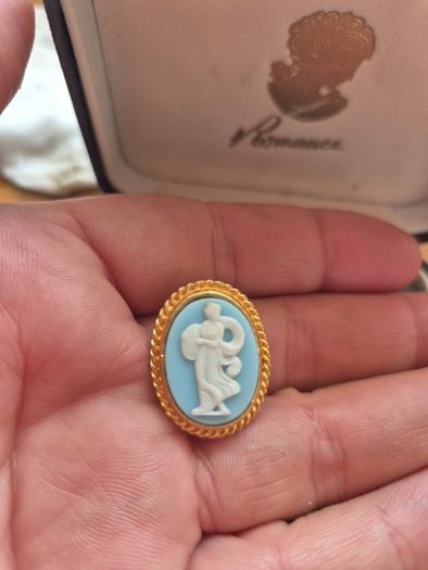 Vintage Blue Cameo Brooch