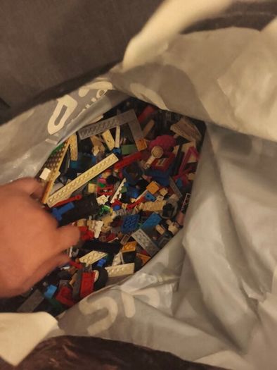 5-6 Kilos of Lego
