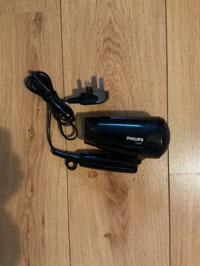 Philips 1200W travel hairdryer