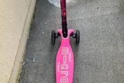Micro maxi deluxe scooter