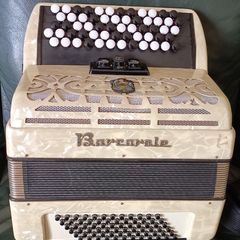 Barcarole 72 basses Chromatic button accordion