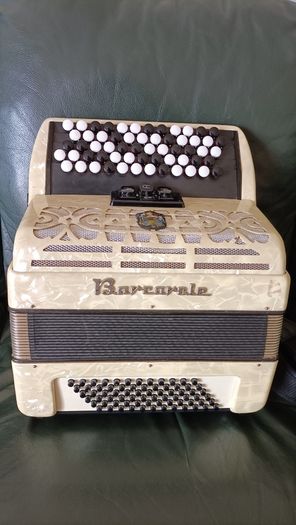 Barcarole chromatic button Accordion 72 basses