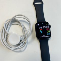 Apple Watch 8 45 mm GPS with charger (84% Battery Health)