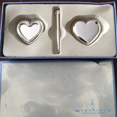 newbridge silver gift set photo pendant and pen with love heart holder still in its box