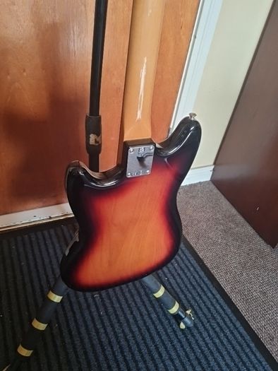 Fender vintera iii m60's Mustang mim