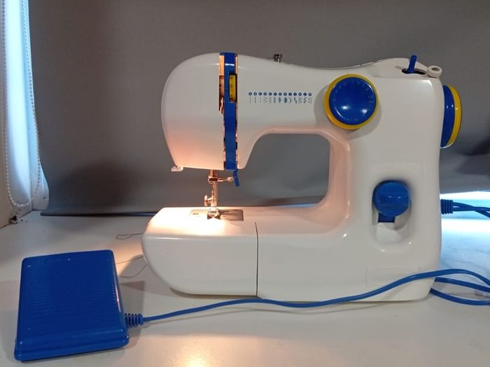 sewing machine