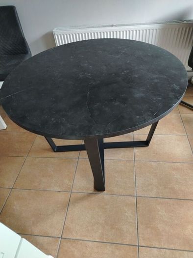 Kitchen Table