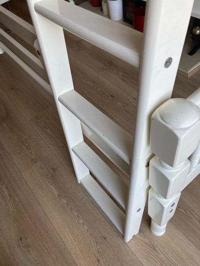 A beautiful White Bunk Bed. No Mattresses.