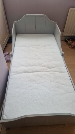 toddler bed