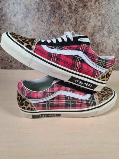 mens VANS ENGLISH INVASION SEX PISTOLS trainers runners shoes tartan pink leopard Size UK 8.5 EU 42.5 RARE