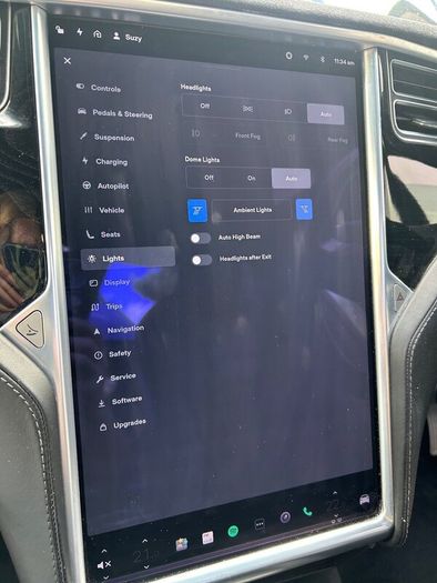 Tesla Model X 2018