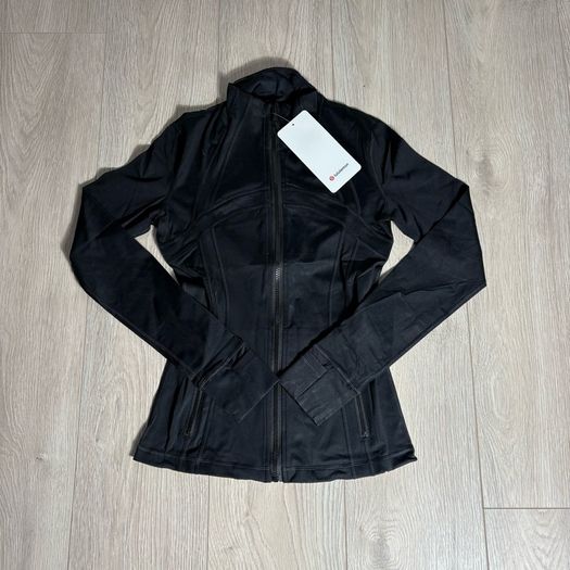 Lululemon set size 6