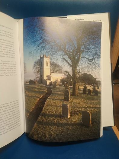 Treasures of the Boyne Valley - Peter Harbison