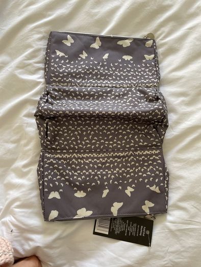 Fold out Wash bag-new