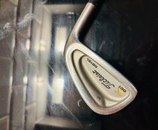 Titleist DCI 981 SL golf iron