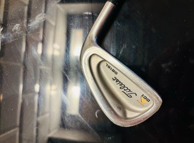 Titleist DCI 981 SL golf iron