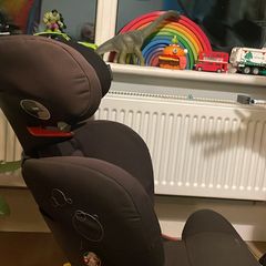 Maxi Cosi Isofix Booster Seat