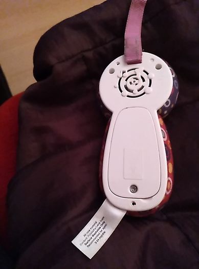 Vtech peek and play phone