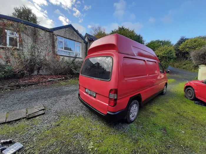 2001 Toyota HiAce