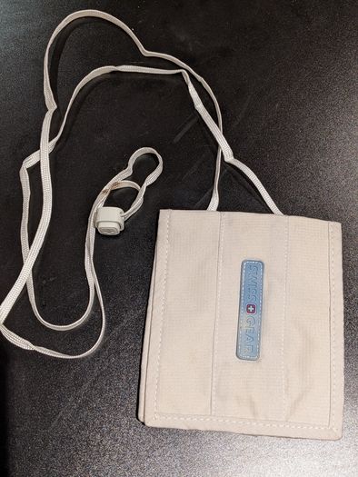 Travel neck wallet
