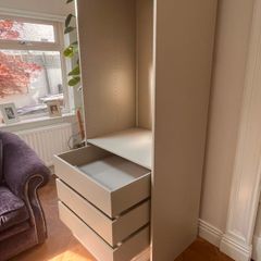 wardrobe
