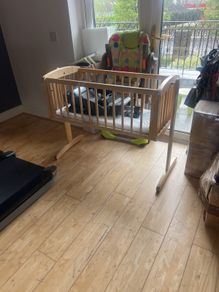 baby crib
