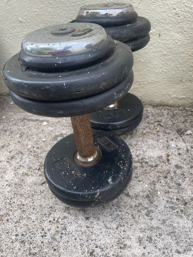 Full set of weights and 20kg Olympic bar