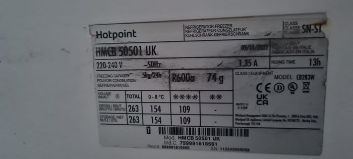 Hotpoint Integrated Fridge Freezer