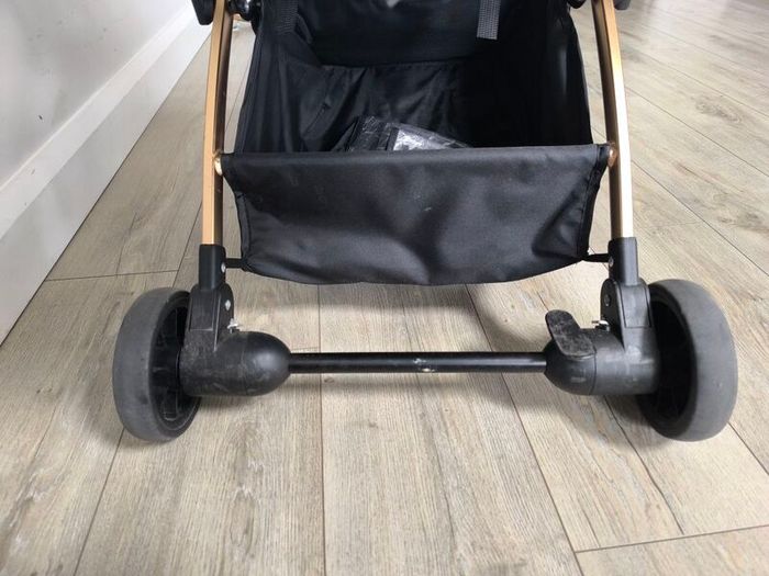 Lejoux travel stroller green and gold