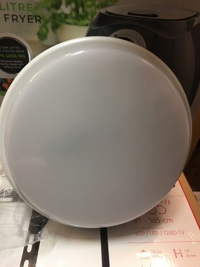 18 W Circle LED Light