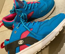 Heelys size UK2