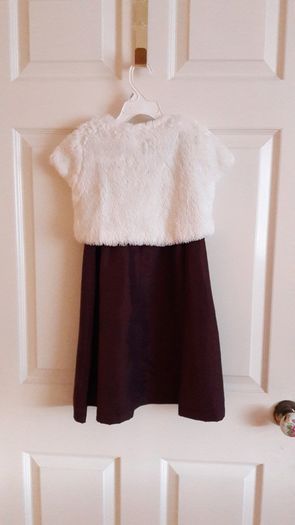 DKNY Dress (5T) 5 - 6 years
