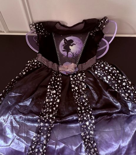 Girls Halloween costumes