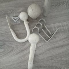 Curtain pole