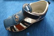 Sandals   Size: 32