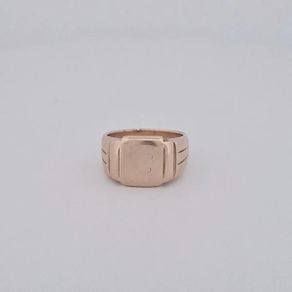 9KT Heavy Signet Style Ring