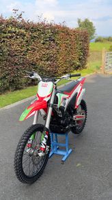 250cc Dirt Bike
