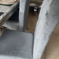 table chairs
