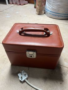 makeup box
