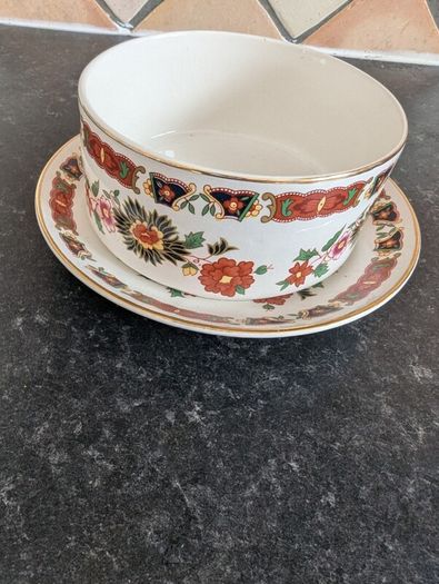 Arklow IRELAND grevy bowl with saucer