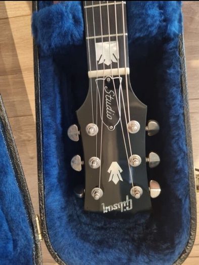 Gibson SJ200