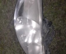 drivers side Peugeot 207 headlight