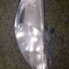 drivers side Peugeot 207 headlight