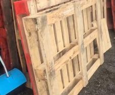 Pallets Free to take away