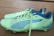 boy's football shoes. UK 5.5