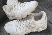 Nike  Reax Trainers