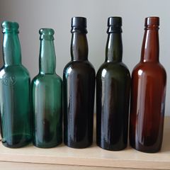 Lot of 5 vintage Guinness bottles