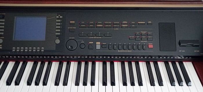 Digital Yamaha Clavinova Piano